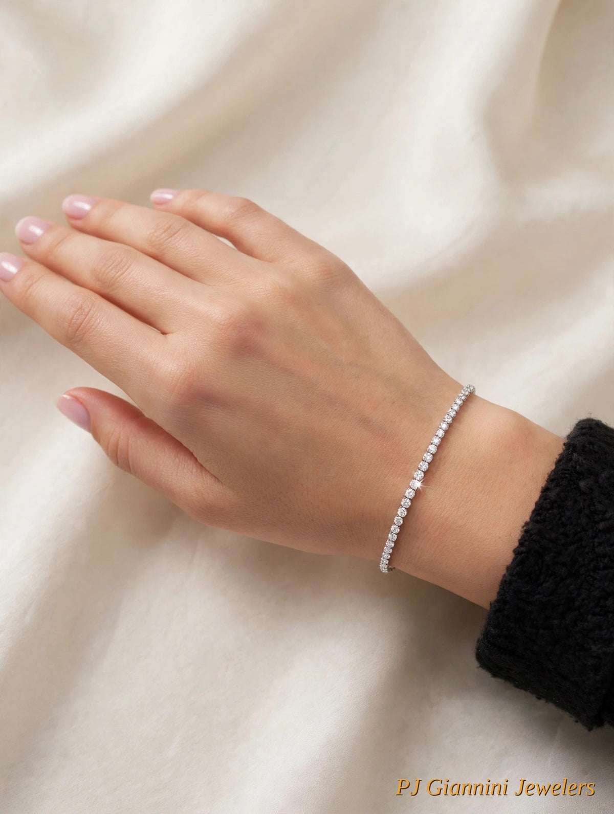 14K White Gold Lab-Grown Diamond Tennis Bracelet — 7 in, Box Clasp